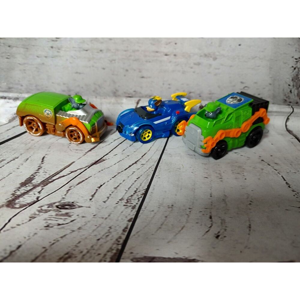 Paw Patrol Die Cast Cars Chase Rocky